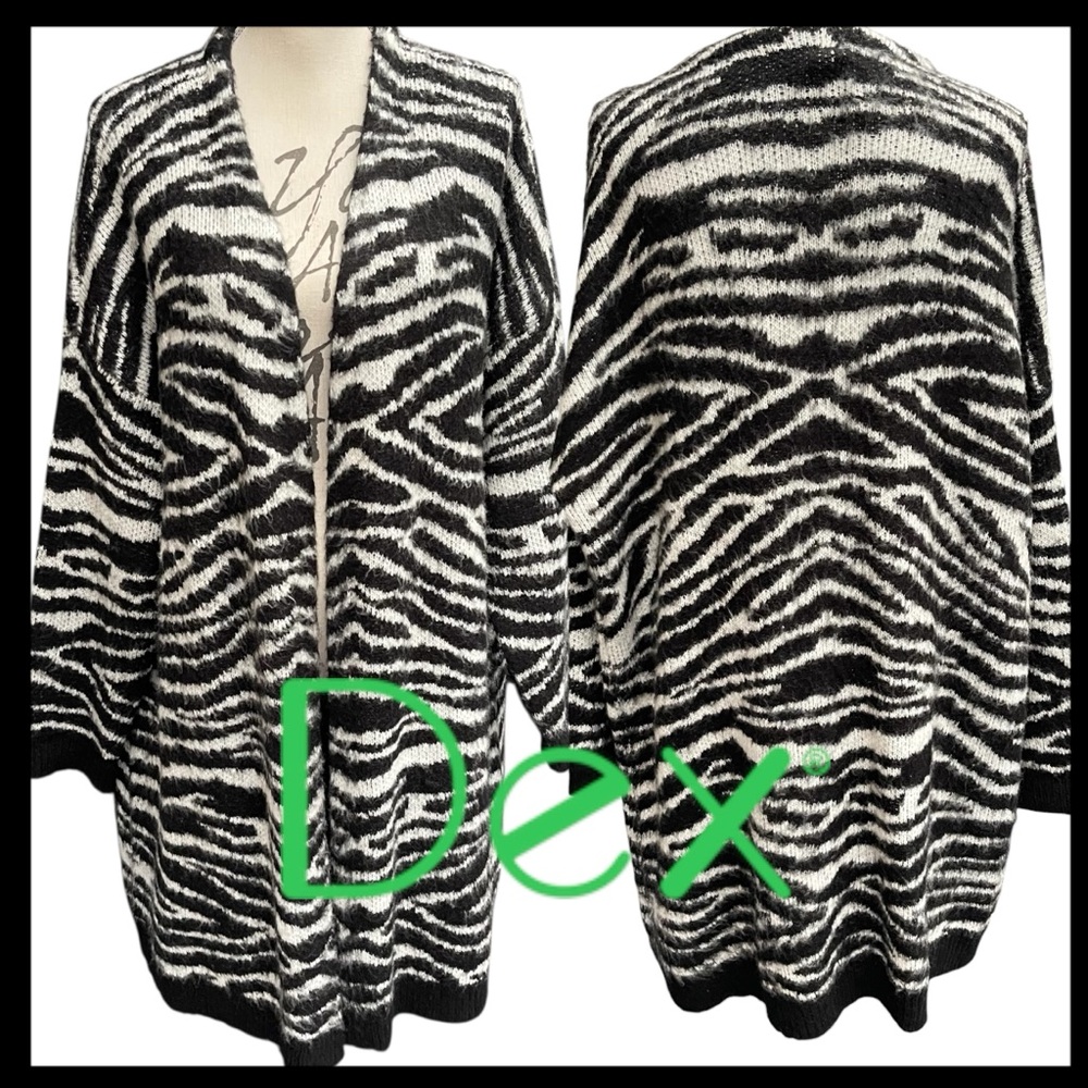 Dex Black/White Zebra Oversized Drop Shoulder Cardigan Duster (2X) - Picture 3 of 14